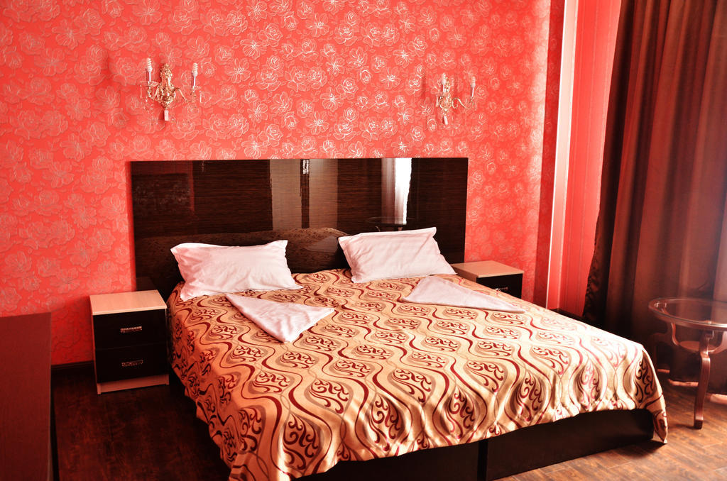 Voyage Hotel Bishkek Phòng bức ảnh