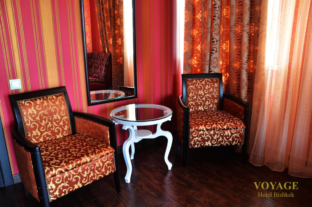 Voyage Hotel Bishkek Phòng bức ảnh